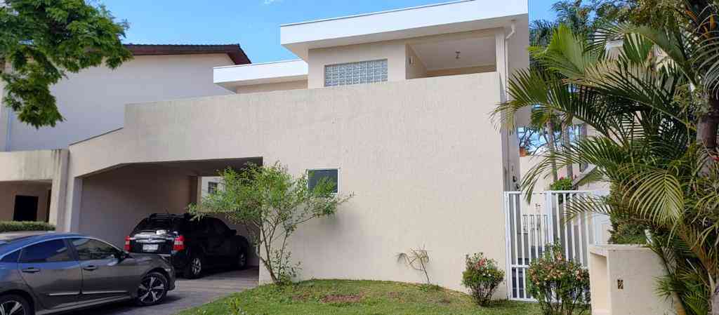 Casa de Condom�nio &nbsp;ALPHAVILLE      &nbsp;ALPHAVILLE RESIDENCIAL CINCO