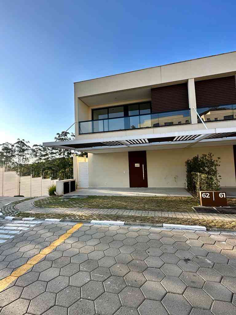 Casa de Condom�nio&nbsp;SANTANA DE PARNAIBA &nbsp;ALPHAVILLE &nbsp;ALPHA HOUSE 1